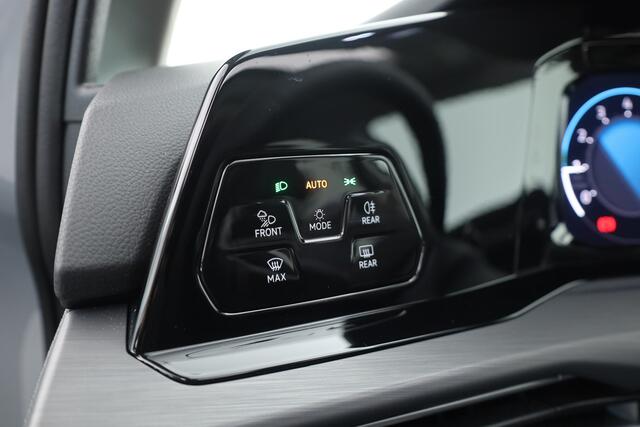 Volkswagen GOLF 1.5 TSI Style | Pano | IQ. Light | Massage | Memory | Apple CarPlay | Camera | Adapt. Cruise | Keyless