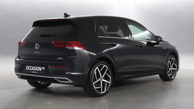 Volkswagen GOLF 1.5 eTSI 150pk Style DSG / Navigatie / Stoelverwarming / IQ Light / Camera 127