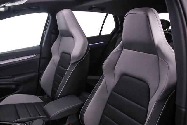 Volkswagen GOLF GTE 1.5 TSI eHybrid 272pk DSG Automaat Trekhaak, Lederen bekleding, Adaptive cruise control, Panoramadak, Black Style, LED matrix koplampen