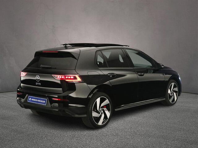 Volkswagen GOLF GTE 1.5 TSI eHybrid 272pk DSG Automaat Trekhaak, Lederen bekleding, Adaptive cruise control, Panoramadak, Black Style, LED matrix koplampen