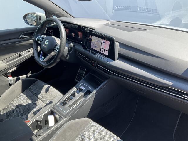 Volkswagen GOLF 1.4 eHybrid GTE PHEV 259PK Afn.Trekhaak Adap.Cruise Led Camera Stoelverw Orig.NL UITSTRALING!