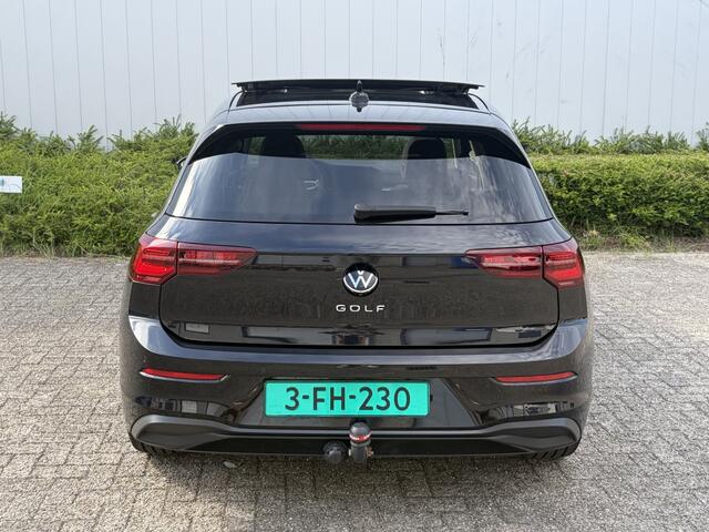 Volkswagen GOLF VIII Lim. Life eTSI | Pano | Keyles | Sfeerverlichting | Stuurverwarming