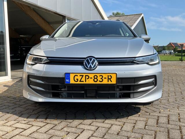 Volkswagen GOLF Variant 1.5 TSI Life Bns. Digitaal dashbord, Camera, Elec. stoelen, Car-