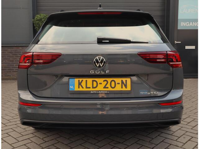 Volkswagen GOLF Variant 1.5 eTSI Life Edition | Trekhaak | Black | Stuur en Stoelverwarming