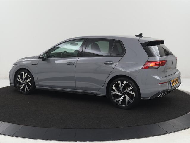 Volkswagen GOLF 1.5 TSI R-Line Business | Carplay | Stoelverwarming | Led | Adaptive cruise | Parkeersensoren | Navigatie | Climate control | LM | Sfeerverlichting