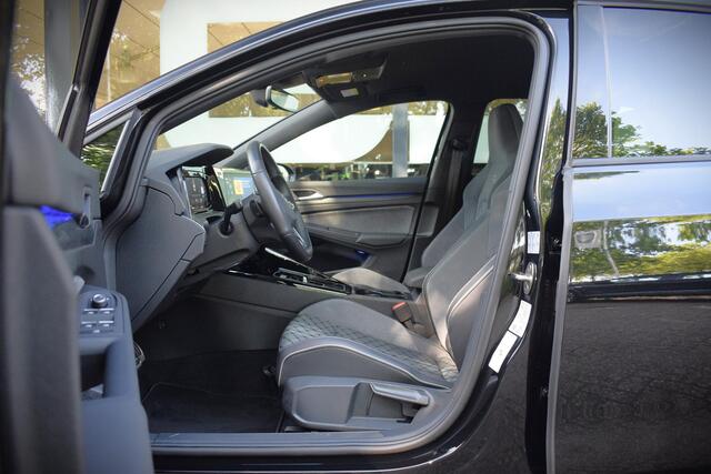 Volkswagen GOLF 1.5 eTSI R-Line Business |SFEERVERLICHTING|CRUISE|