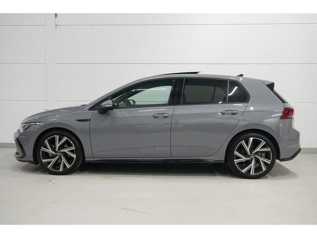 Volkswagen GOLF 1.5 eTSI R-Line Panoramadak | CarPlay | Stoelverwarming