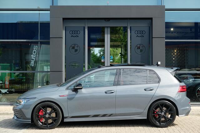 Volkswagen GOLF GTI 2.0 TSI Clubsport 300pk Panoramadak IQ light Camera 19" LMV