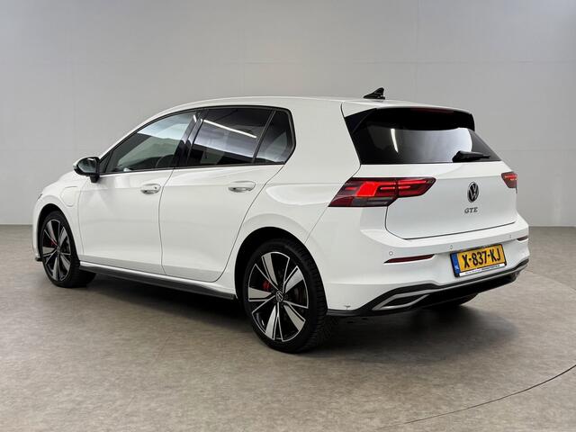 Volkswagen GOLF 1.4 eHybrid GTE | Virtual | Camera | Sfeer | Carplay | Cruise | LED | Stoel/Stuurverw.