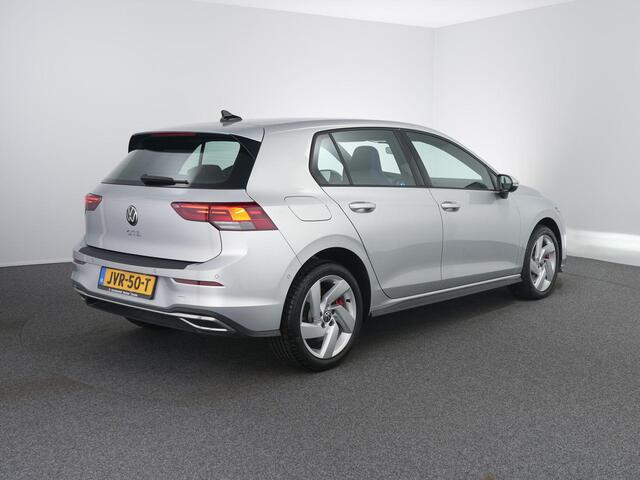 Volkswagen GOLF 1.4 eHybrid GTE | SOH 96.4 % | Mist lampen | Camera | ACC | Dodehoek detectie | 245PK |