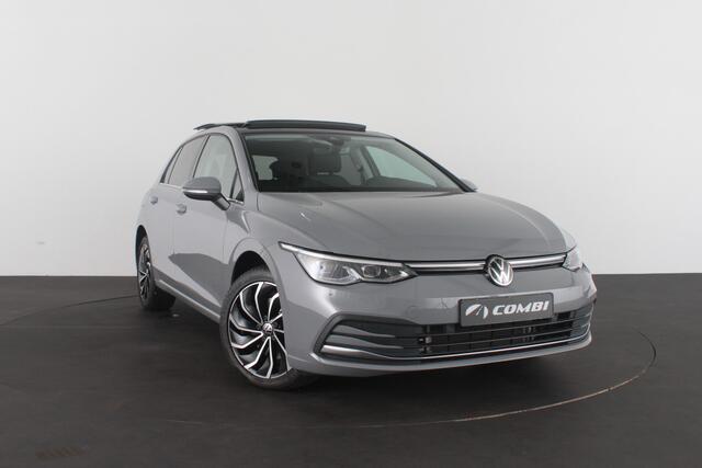 Volkswagen GOLF 1.4 eHybrid Style > Pano.schuifdak/Plug-in/Moonstone Grey/Keyless//Winterpakket...