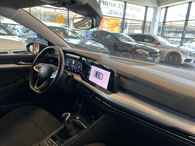 Volkswagen GOLF 1.5 TSI Sport | Adaptieve cruise control | Climate control | Stoel+Stuurverwarming | Digital dashboard | Keyless | Parkeersensoren v+a | Apple carplay | Sfeerverlichting