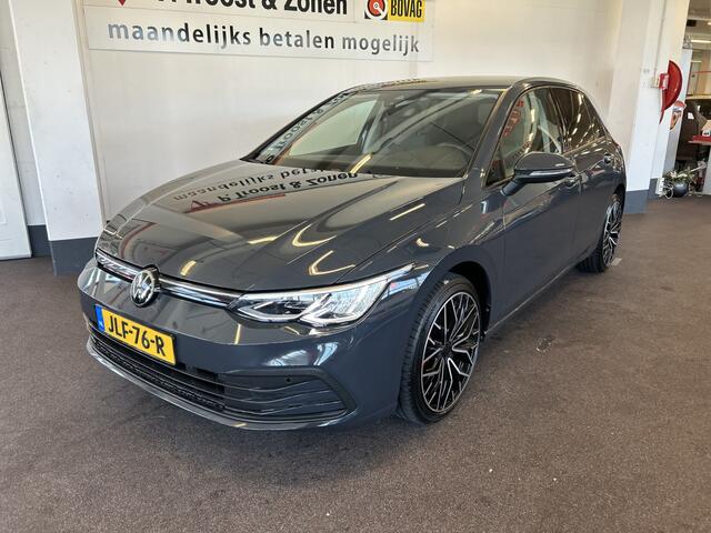 Volkswagen GOLF 1.5 TSI Sport | Adaptieve cruise control | Climate control | Stoel+Stuurverwarming | Digital dashboard | Keyless | Parkeersensoren v+a | Apple carplay | Sfeerverlichting