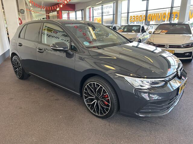 Volkswagen GOLF 1.5 TSI Sport | Adaptieve cruise control | Climate control | Stoel+Stuurverwarming | Digital dashboard | Keyless | Parkeersensoren v+a | Apple carplay | Sfeerverlichting