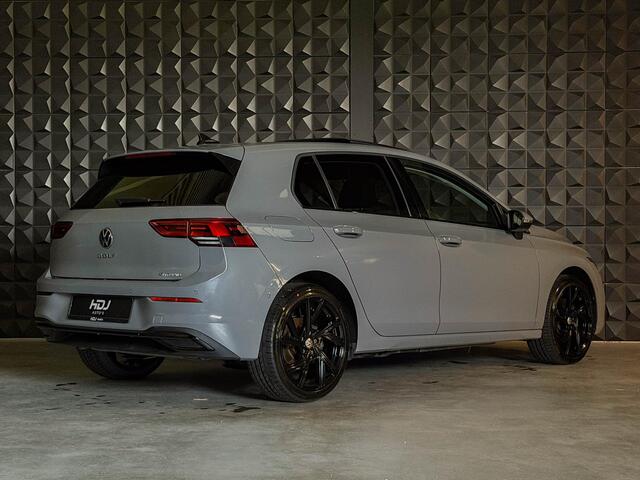 Volkswagen GOLF 1.4 eHybrid Style | Pano | 18"| Side | Ad. Cruise | Massage | Memo | Camera