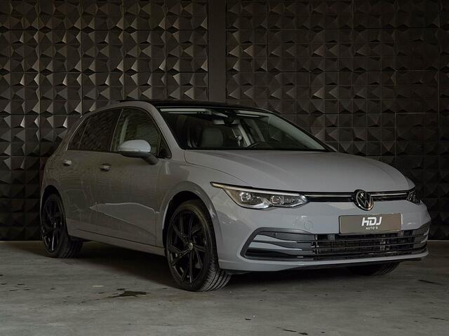 Volkswagen GOLF 1.4 eHybrid Style | Pano | 18"| Side | Ad. Cruise | Massage | Memo | Camera