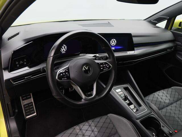 Volkswagen GOLF 1.5 eTSi 150 Pk Automaat R-Line Business | Stoel/Stuuverwarming | Panorama dak | Adaptive Cruise | Camera | IQ Light | 18 Inch | 63.878 Km !!