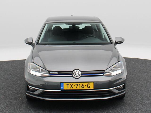 Volkswagen GOLF 1.5 TSi 130 Pk Highline | Adaptive Cruise | Stoelverwarming | Camera | CarPlay | Climatronic | 17 Inch | 31.901 Km !!