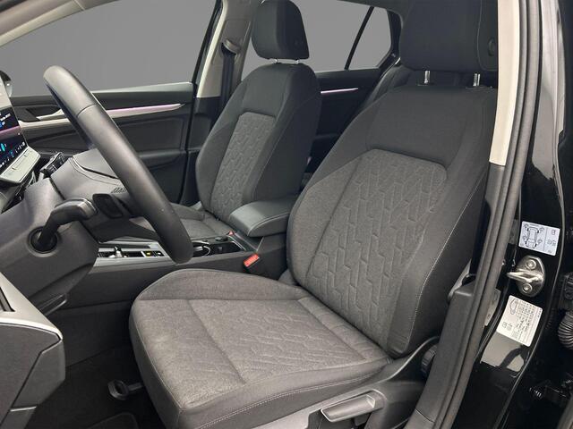 Volkswagen GOLF Life Edition 1.5 TSI eHybrid 204pk DSG Automaat Adaptive cruise control, Achteruitrijcamera, LED koplampen, Airco, Stoelverwarming, App connect, Parkeersensoren