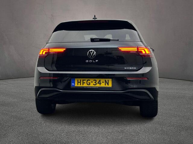 Volkswagen GOLF Life Edition 1.5 TSI eHybrid 204pk DSG Automaat Adaptive cruise control, Achteruitrijcamera, LED koplampen, Airco, Stoelverwarming, App connect, Parkeersensoren