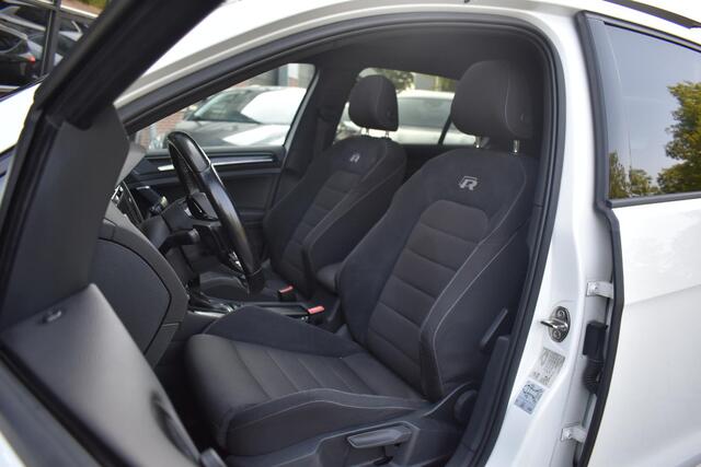 Volkswagen GOLF 2.0 TSI 4Motion R Pano Akra Camera Dynaudio