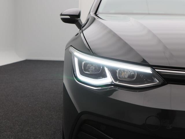 Volkswagen GOLF 1.4 eHybrid Style 204 Pk | Adaptive Cruise | Climatronic | Parkeersensoren | CarPlay | IQ Light | 16 Inch | 77.395 Km !!