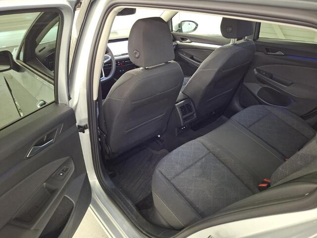 Volkswagen GOLF Variant 1.0 TSI Life Business Navigatie | Stuur/Stoelverwarming | Sfeerverlichting | 12 mnd BOVAG garantie | Whatsapp 06-53188999