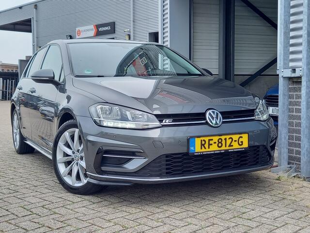 Volkswagen GOLF 1.0 TSI R-LINE - ADAPTIVE CRUISE - CARPLAY / ANDROID - TREKHAAK - ALCANTARA - NAVI - CLIMA - STOELVERWARMING -