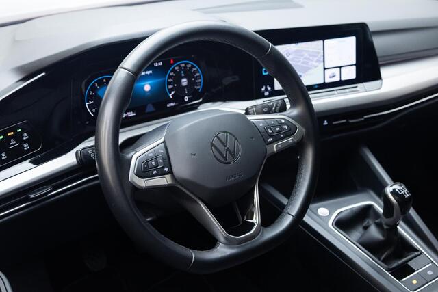 Volkswagen GOLF 1.0 TSI Life | Comfort | Carplay | Stoelv. | Camera |