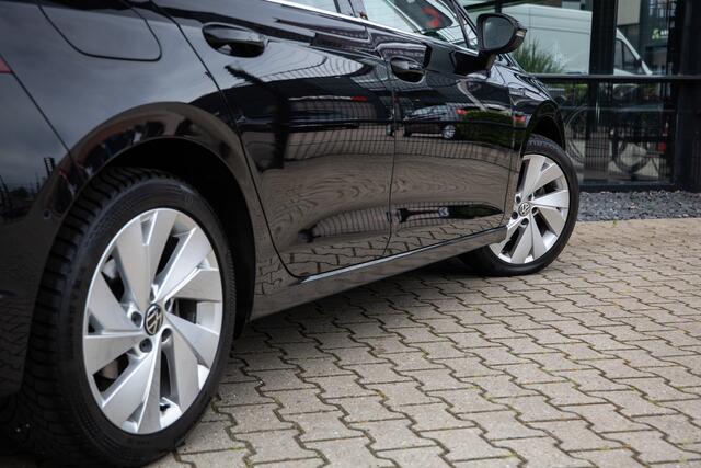 Volkswagen GOLF 1.5 eTSI Style Business , Adap. Cruise, Trekhaak, Memory, Camera, Side Assist