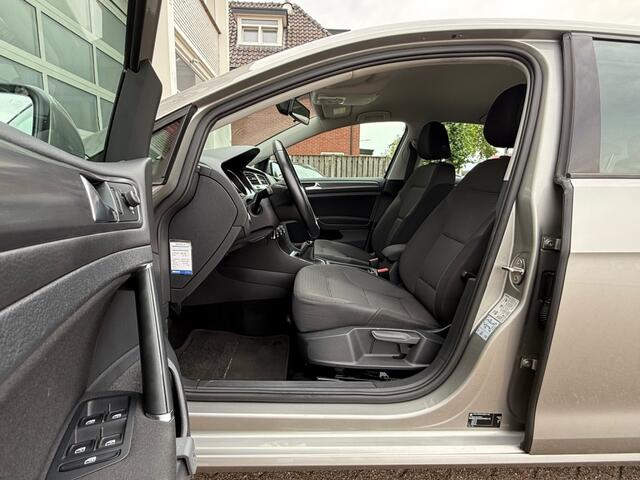 Volkswagen GOLF 1.0 TSI 110PK Comfortline Navi ACC Pdc Trekhaak