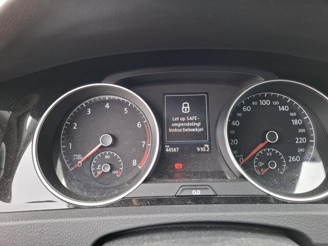 Volkswagen GOLF 1.4 TSI ACT Connected Series | Nieuw binnen! | Automaat | Camera | Stoelverwarming