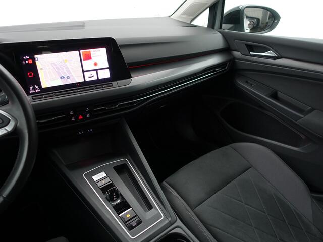 Volkswagen GOLF 1.5 eTSI R Performance Aut- Panoramadak, Stuur/Stoelverwarming, Sfeerverlichting, Memory, Ergo Active, Carplay