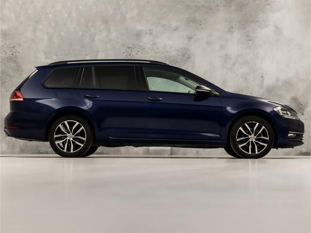Volkswagen GOLF Variant 1.0 TSI Sportline 116Pk Automaat (GROOT NAVI, APPLE CARPLAY, CLIMATE, ADAPTIVE CRUISE, PARKEERSENSOREN, LM VELGEN, NIEUWE APK, NIEUWSTAAT)