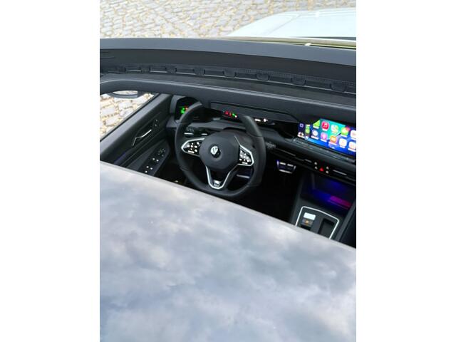 Volkswagen GOLF 2.0 R-Line 2022 Pano IQ Lights H&K Sfeerverlichting