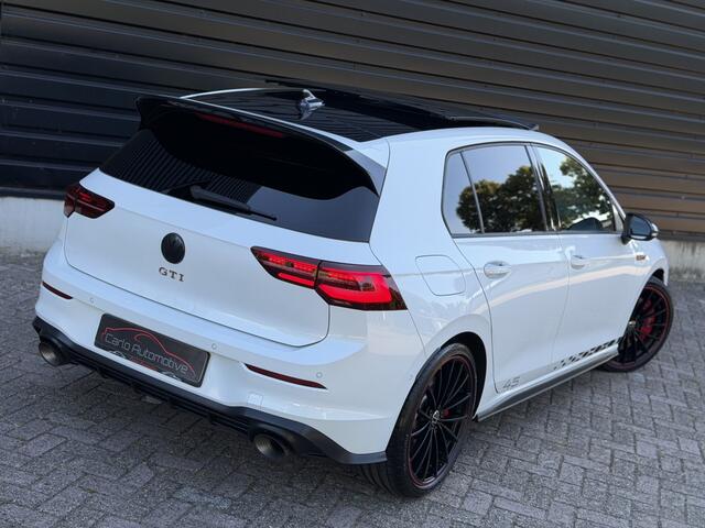 Volkswagen GOLF 2.0 TSI GTI CLUBSP. 45 JAHRE PANO|AKRA|HUD|MEMORY|HK VOL!