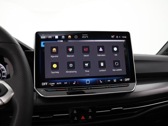 Volkswagen GOLF 1.5 eHybrid 272pk DSG GTE · Panoramadak · Camera · Matrix LED · Stuur- & Stoelverwarming · Sfeerverlichting · Apple/Android Car Play · Garantie t/m 15-09-2030 of 100.000km