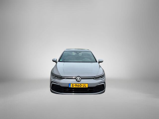 Volkswagen GOLF 1.5 eTSI 150pk DSG R-Line Business+ · Panoramadak · Harman Kardon Audio · Camera · Stoelverwarming · Apple/Android Car Play · 18'' Velgen ·