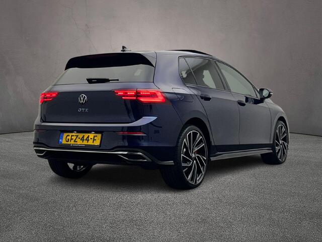 Volkswagen GOLF GTE 1.4 TSI eHybrid 245pk DSG Automaat Panoramadak, LED matrix koplampen, Navigatie, Adaptive cruise control, Parkeersensoren