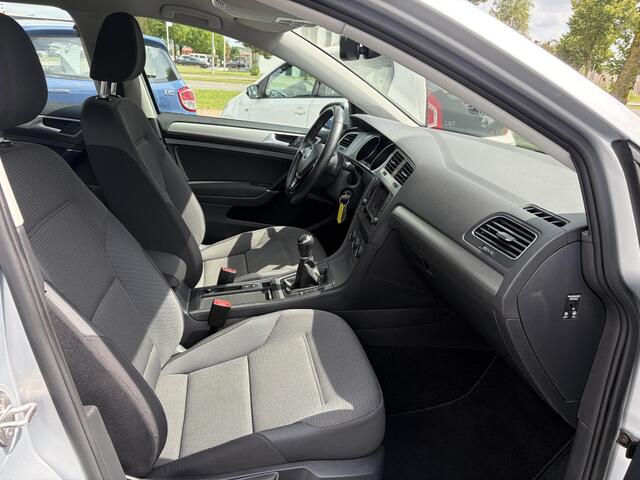 Volkswagen GOLF 1.0 TSI Comfortline Dealer Onderhouden,Carplay,116pk,Navi,Clima,Cruise,6 Bak,Pdc V+A,N.A.P,Lm velgen,Apk tot 07-2027