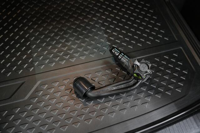 Volkswagen GOLF Variant 1.5 TSI 2x R-Line DSG * Virtual - Trekhaak - LED - ACC - App - DAB - Stoelverwarming *