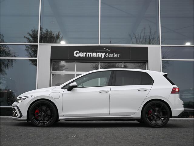 Volkswagen GOLF 1.4 eHybrid GTE 245PK Pano R-Zetels Mist-Led Navi Ambiente E-Sound Privacy Side/Lane