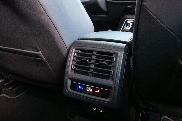 Volkswagen GOLF 1.4 eHybrid GTE 245pk | Navigatie | HUD | Apple cp/Android auto