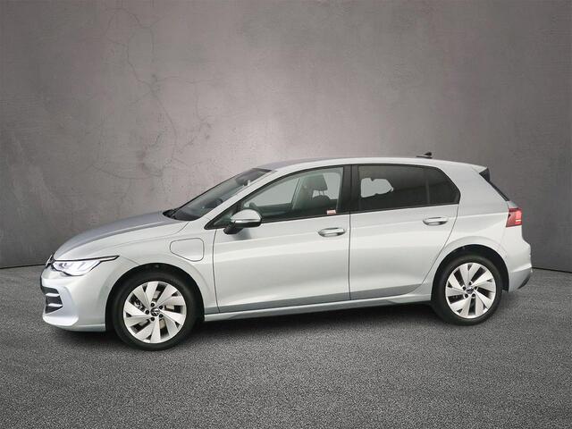 Volkswagen GOLF Life Edition 1.5 TSI eHybrid 204pk DSG Automaat Adaptive cruise control, Achteruitrijcamera, Stoelverwarming, App connect, Parkeersensoren, LED koplampen