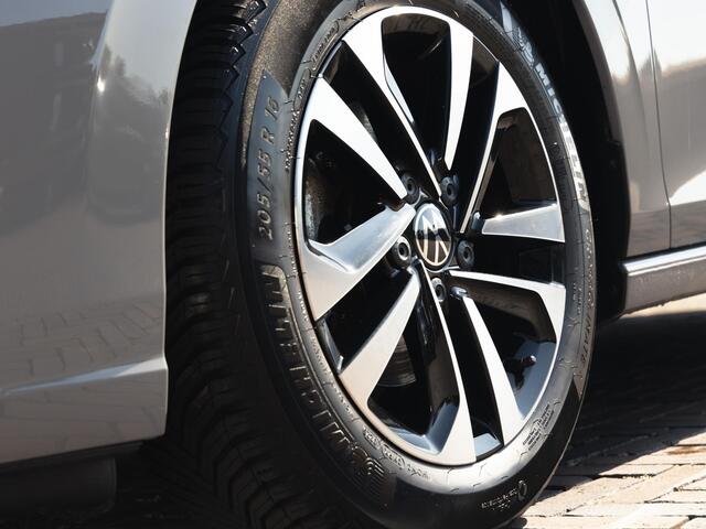Volkswagen GOLF 1.5 TSI United|¤16.990Ex.BTW|ACC|Stuurverwarming|Discover Pro