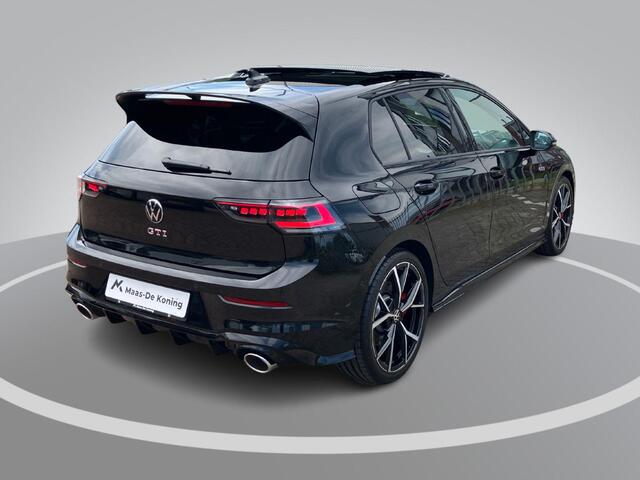 Volkswagen GOLF 2.0TSI/300PK GTI Clubsport DSG · Panoramadak · 360°Camera + Parkeersensoren · Harman/Kardon sound · Garantie t/m 21-08-2030 of 100000km.
