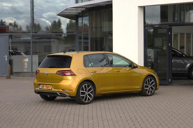 Volkswagen GOLF 1.5 TSI Highline 150PK / 110kW DSG, Apple Carplay & Android Auto, LED koplampen, LED achterlichten met dynamische richtingaanwijzers, elektrisch verstel-, verwarm- en inklapbare buitenspiegels (spiegelpakket), draadloze telefoonlader, discover pro navigat