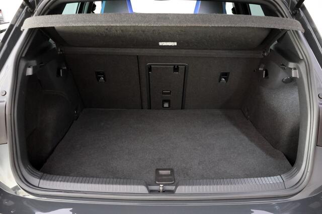 Volkswagen GOLF GTE 1.4 eHybrid SOH 95% FULL LED | CARPLAY | NAVI | CLIMA | AMBIANCE LIGHT | LANE ASSIST | PDC V+A | LMV
