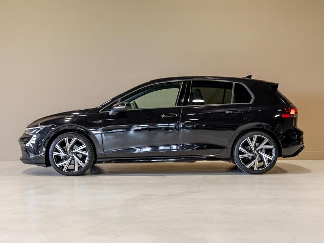 Volkswagen GOLF 1.5 eTSI R-Line Business+ / 150pk / Achteruitrij camera / Stoelverwarming /