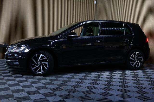 Volkswagen GOLF 1.5 TSI Highline AVM DSG LED NAVI CLIMA PDC BT STOELVERWARMING"18